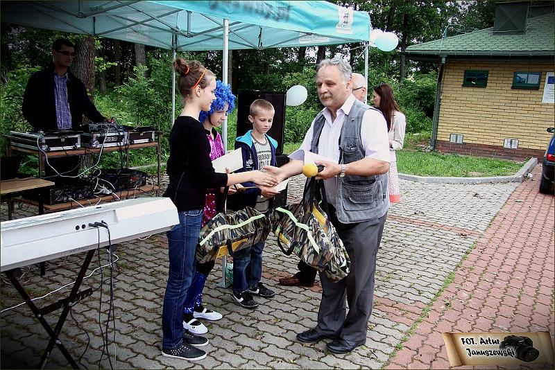 025.jpg